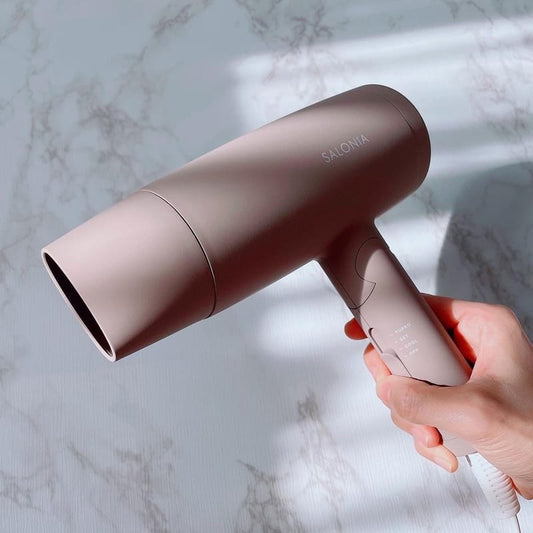 旅行風筒必備指南：輕鬆打造隨行造型的智慧選擇