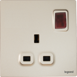 Legrand Mallia Senses 13A 單蘇有掣有燈 香檳金