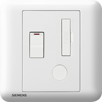 https://cdn.shopify.com/s/files/1/0702/5734/4760/files/5UB01543PC01_13A_Fused_Connection_Unit_with_Double_Pole_Switch.png?v=1721031915